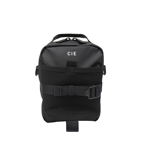 3_4580578375688-1 - 銀座店店舗スタッフ.jpg