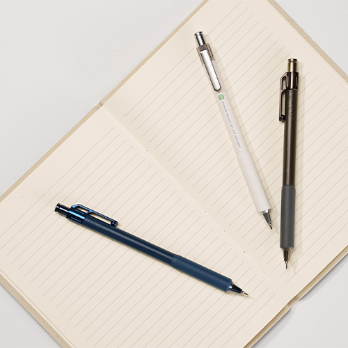 https://store.hands.net/hakata/item/4573603631422-5.jpg