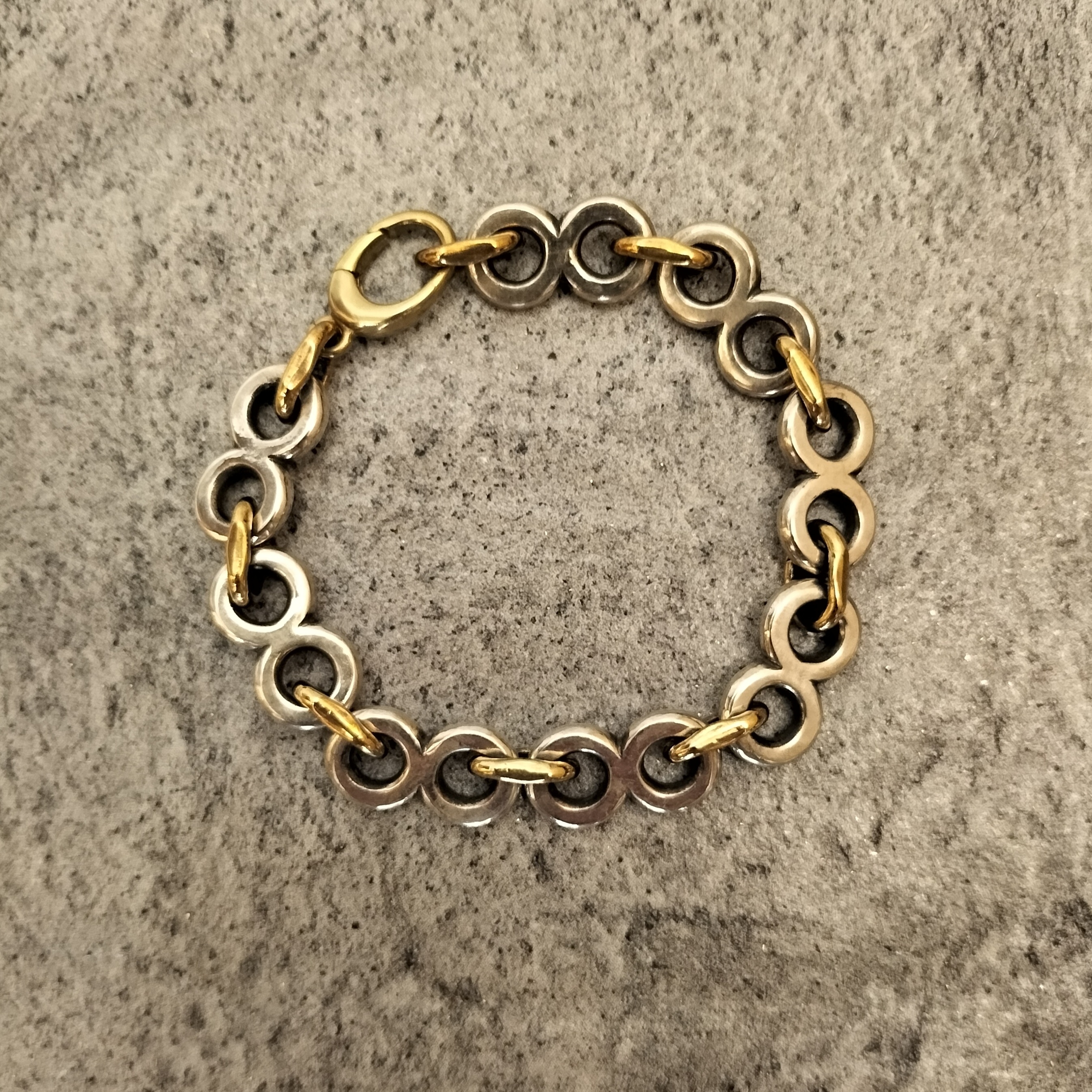 https://store.hands.net/hakata/item/864354a7f1a4f14798b6098e464fa4276615a3da.jpg