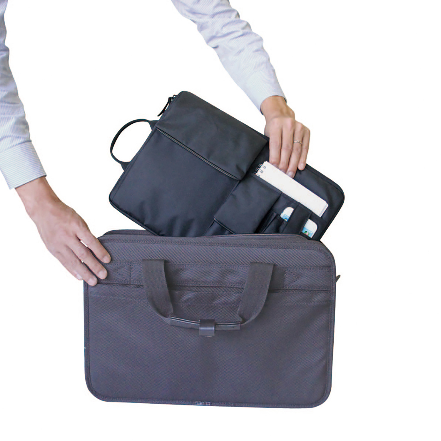 【博多店】カバンの中の整理整頓、出来ていますか？