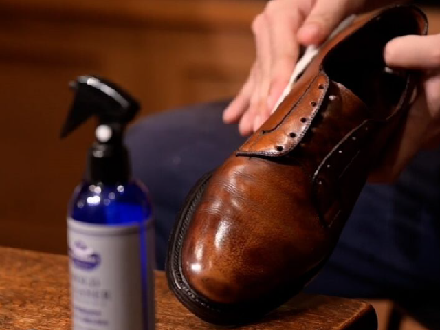 【博多店】夏を快適に暮らす靴の三種の神器