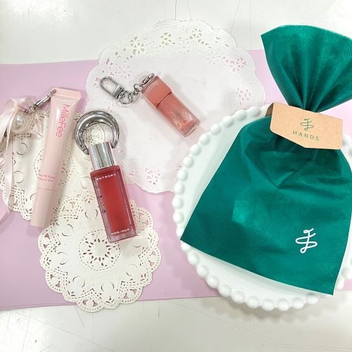  【博多店】バッグにつけても可愛い♡映えリップ