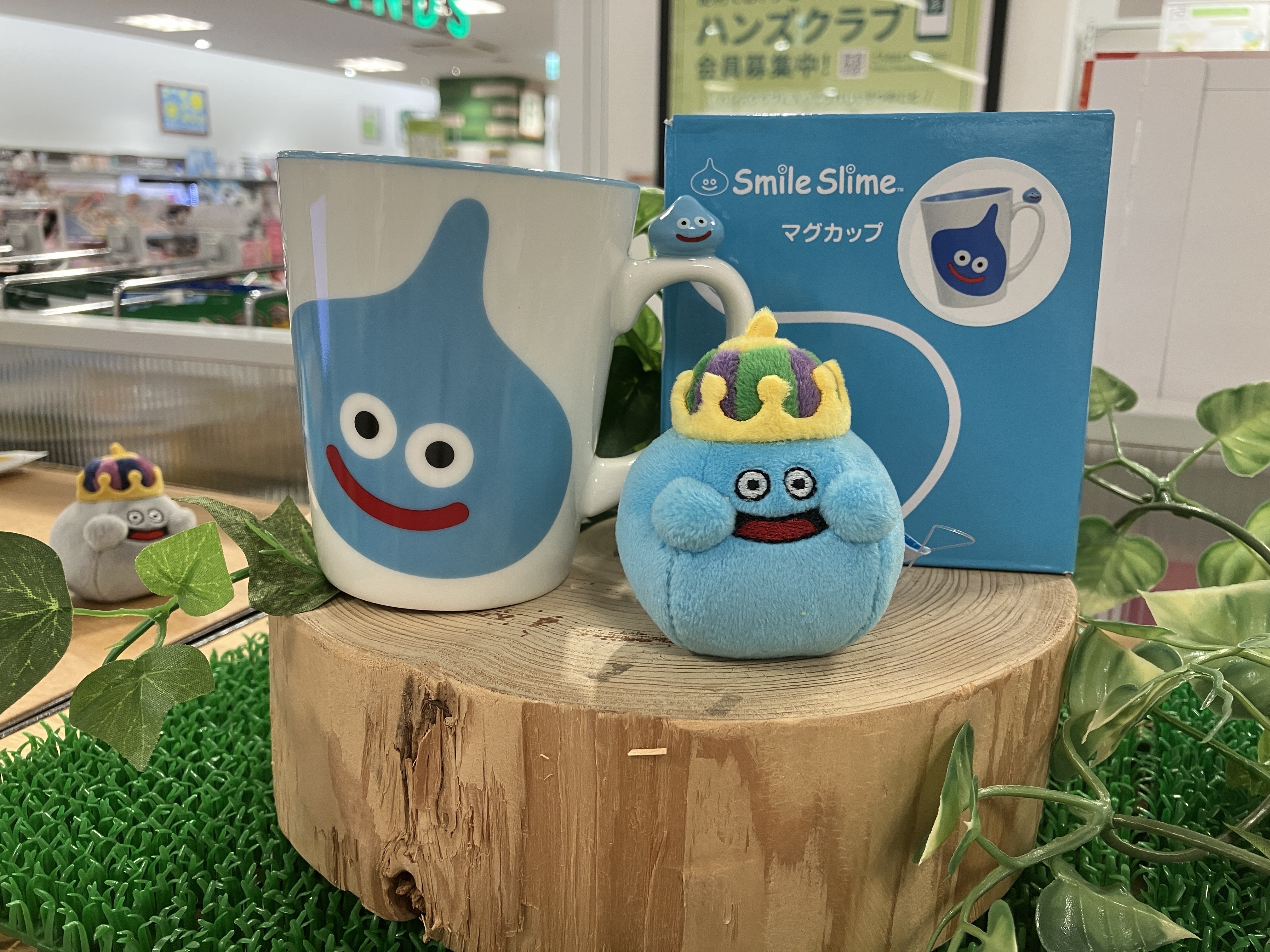 鹿児島店】スライムが なかまになりたそうに こちらをみている