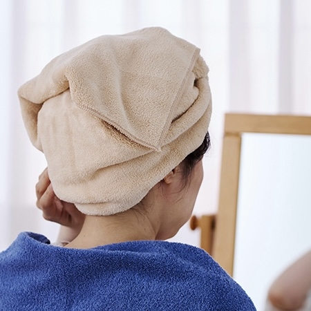 【熊本店】髪のダメージが気になる季節に、ドライヤー時間を短縮する吸水タオル