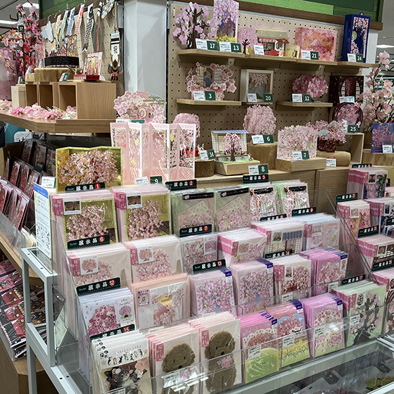 【札幌店】春柄グリーティングカードで季節のご挨拶を