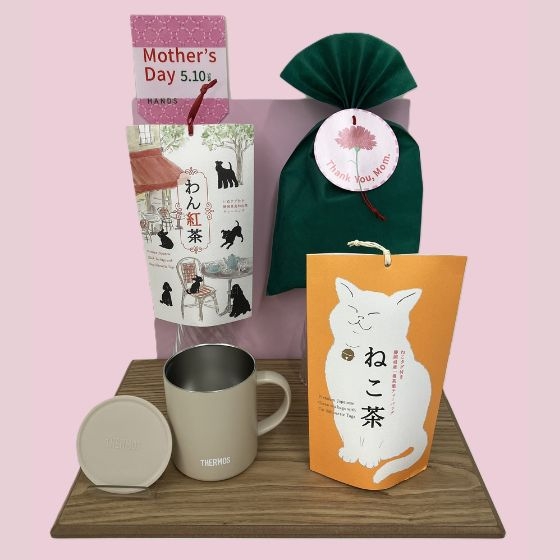 新宿店/7F】わんちゃん、ねこちゃんが大好きなお母さんに 美味しいお茶