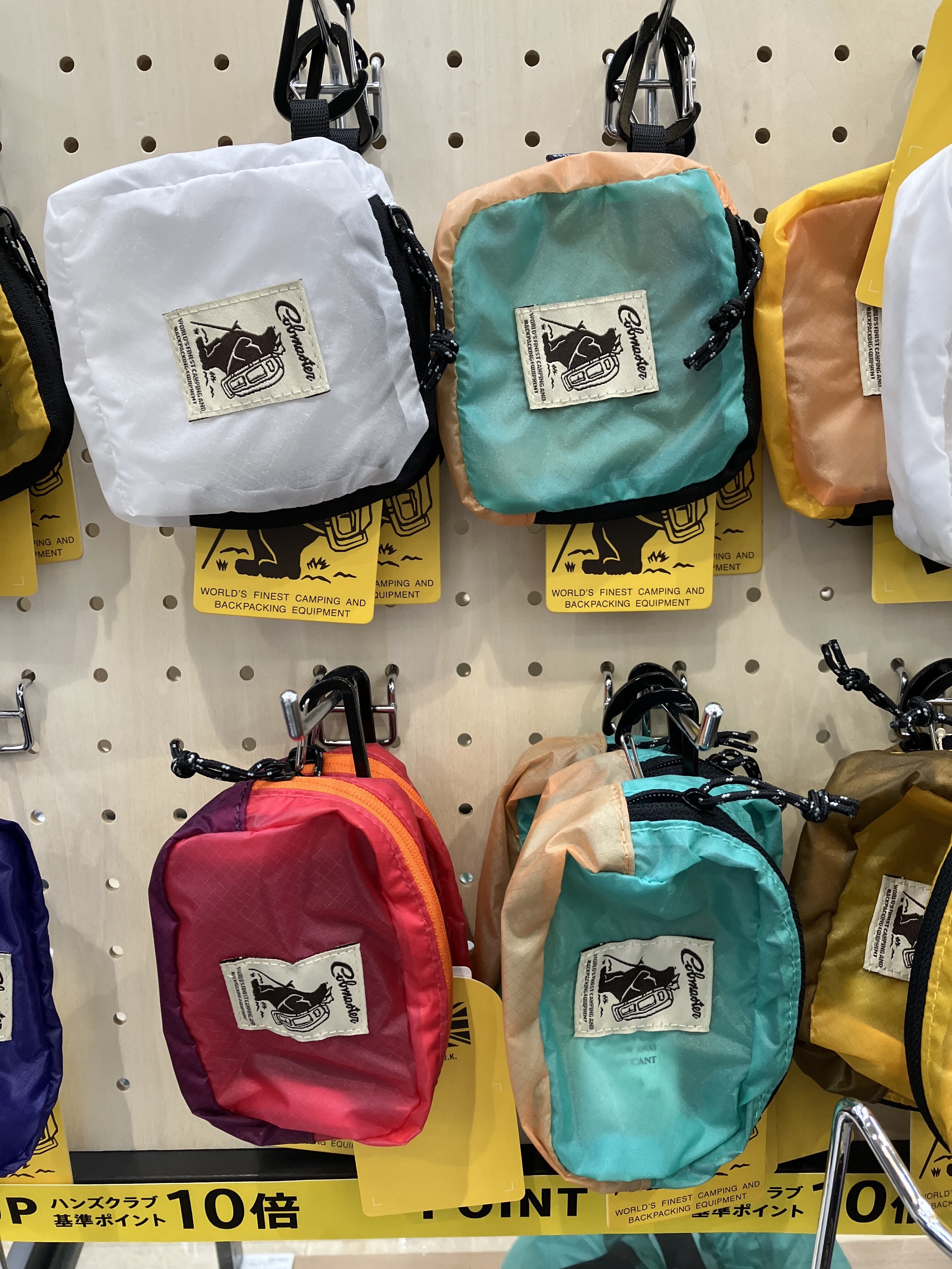 https://store.hands.net/shinjuku/item/IMG_1686.jpeg