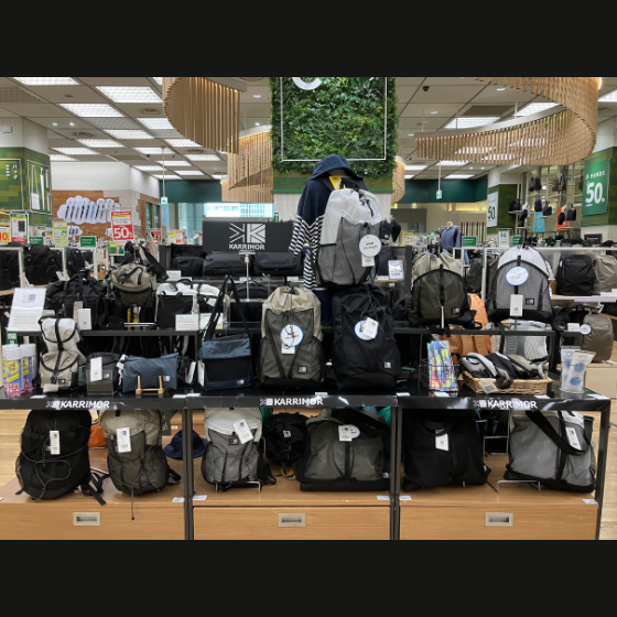 【新宿店/2F】小さめバッグを探している方におすすめ！