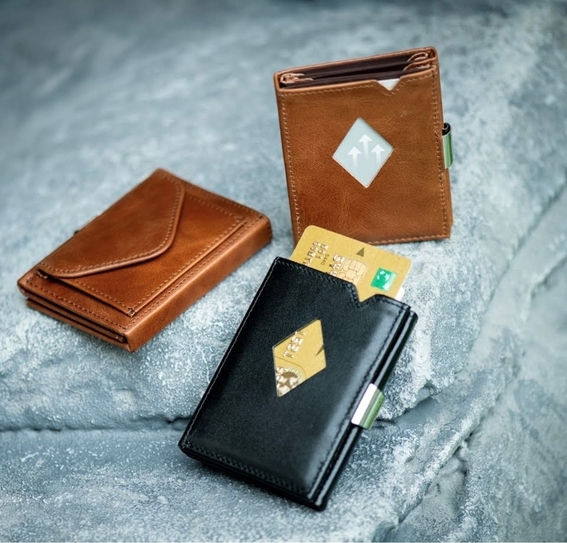 心斎橋店】EXENTRI WALLET （エキセントリ ウォレット） - 店舗の