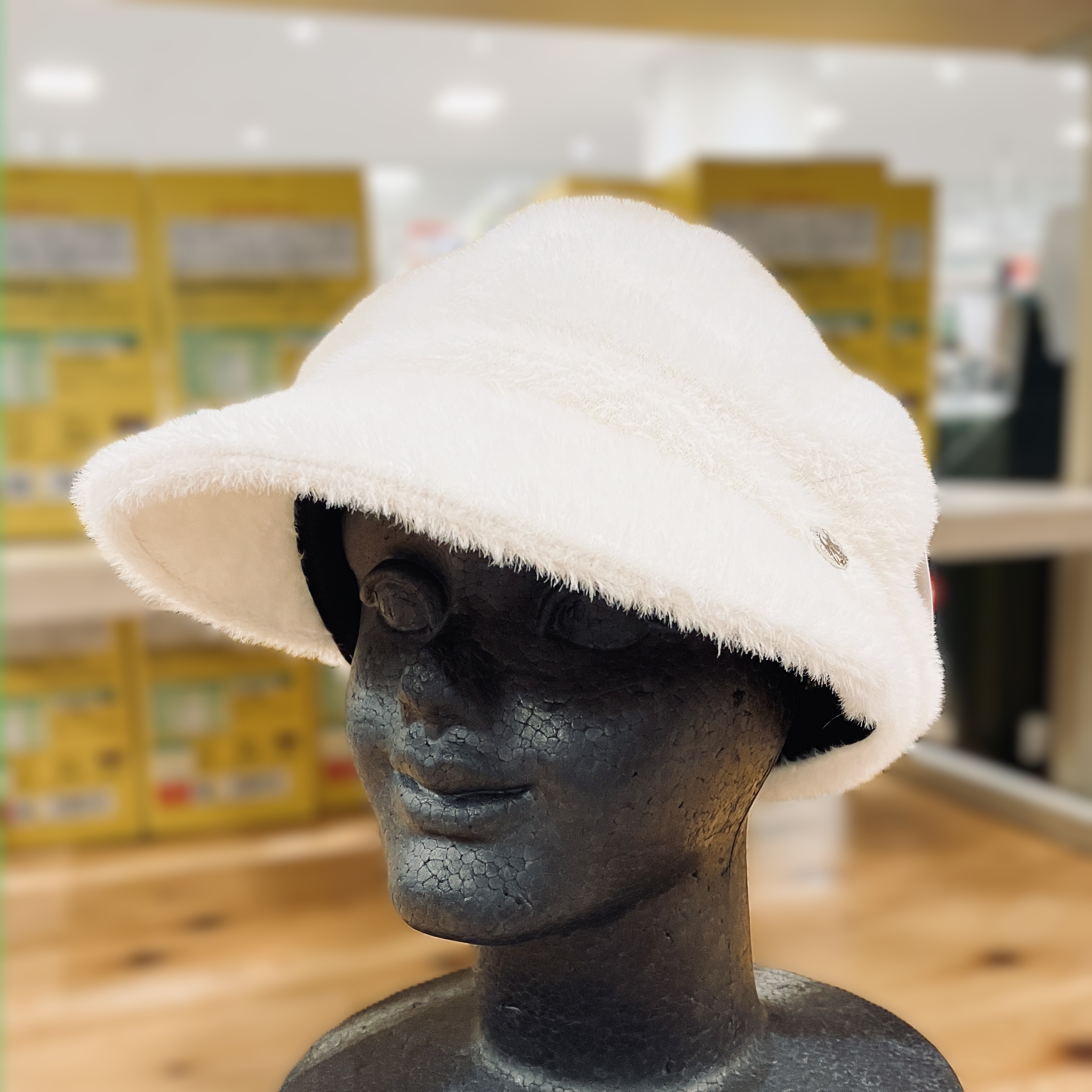 https://store.hands.net/shinsaibashi/item/df203503d707f610e548463f6b5b33e3412169c7.jpg